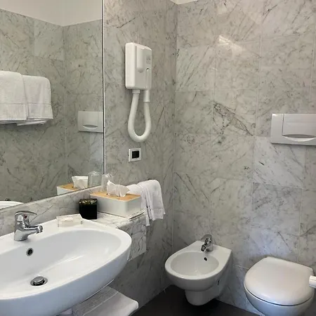 Hotel Excelsior Bay Malcesine Buitenkant foto