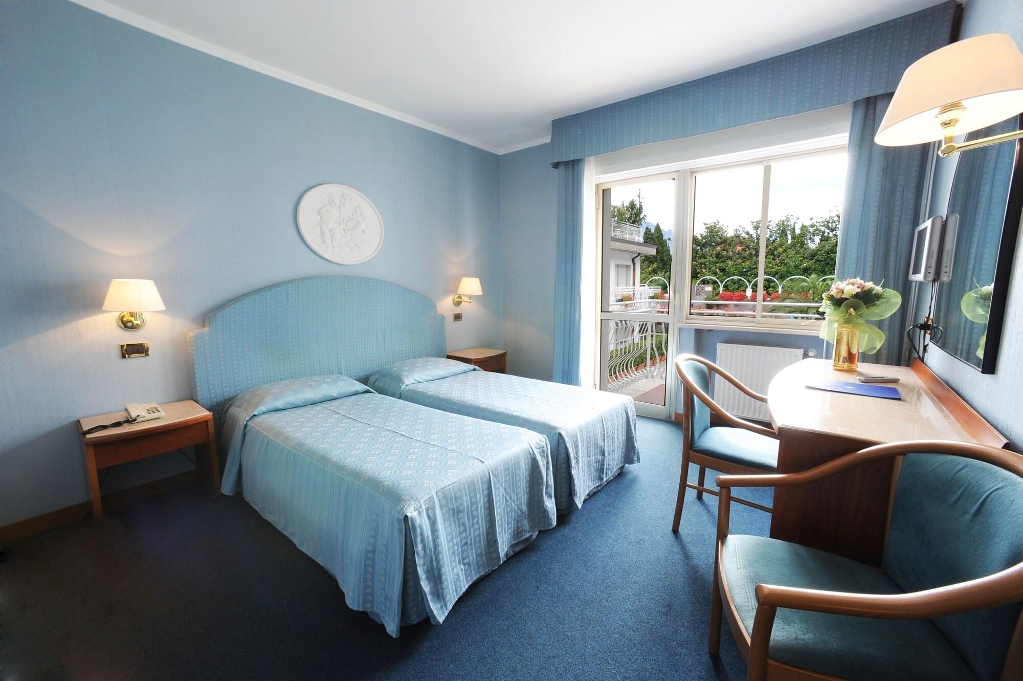 Hotel Excelsior Bay