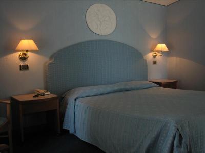 Excelsior Bay Hotel