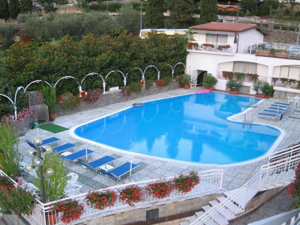 Excelsior Bay Hotel 4*